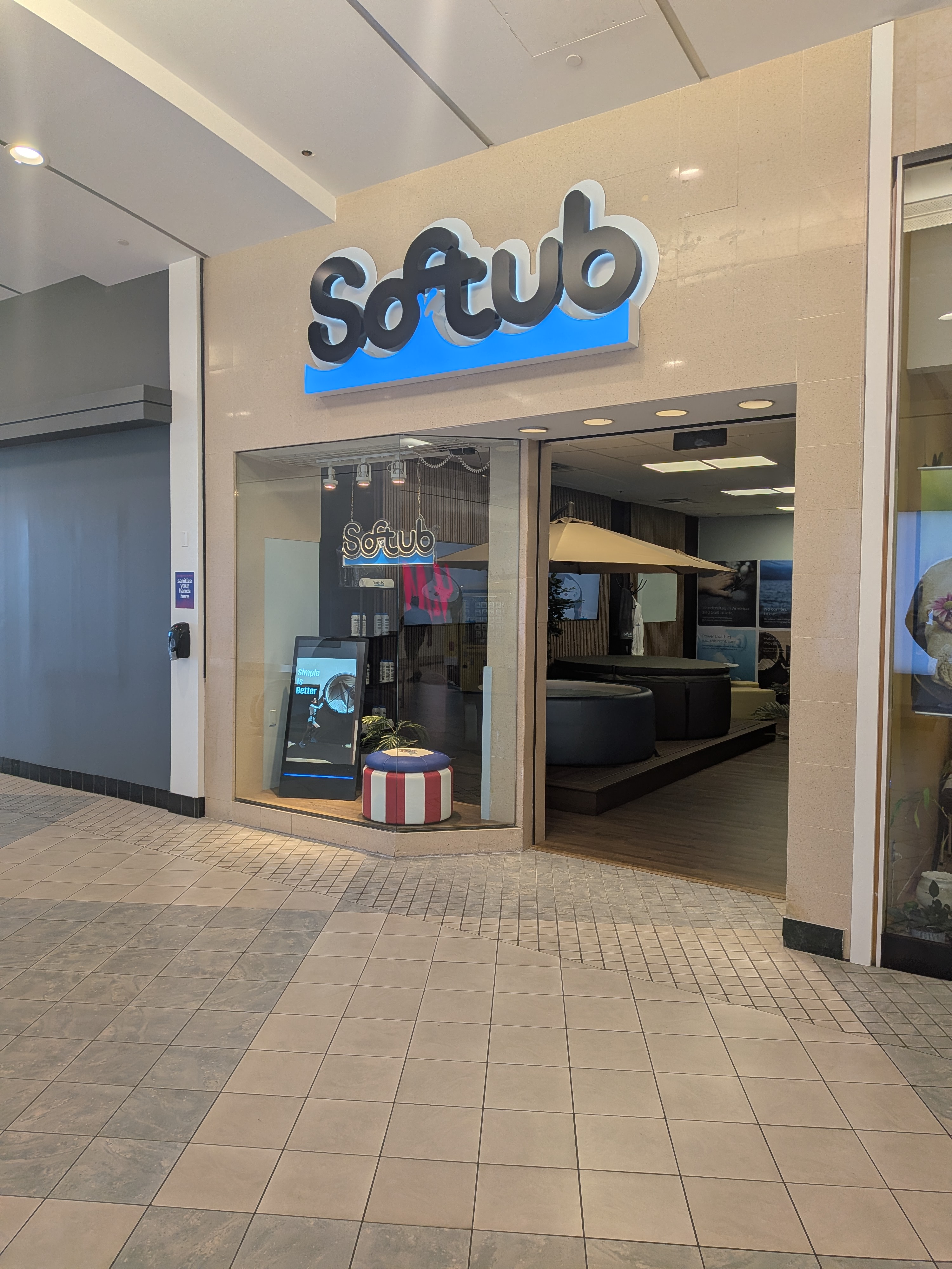 Softub Dartmouth storefront at Dartmouth Mall